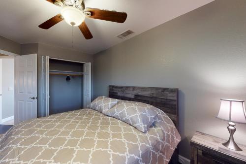 Luxe Lakewood Villa