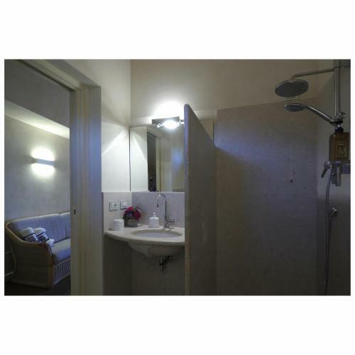 Adele Apartment