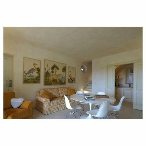 Adele Apartment