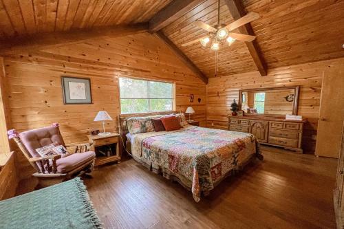 Black Bear Cabin