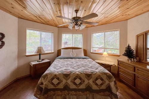 Black Bear Cabin