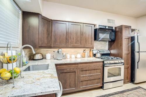 Old Town 2br Condo With Pool And Wifi