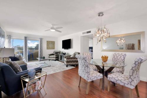 Apartamento Old Town 2 Bedroom Condo