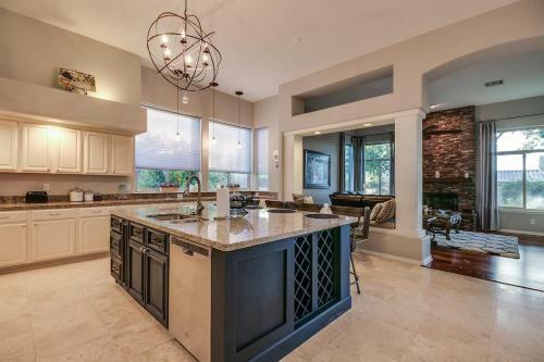 North Scottsdale Sanctuary W Htd Pool And Views