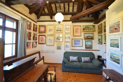 Hostal Al Castello Di Aiello