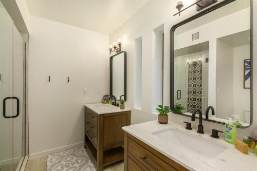 Beverly Scottsdale Home