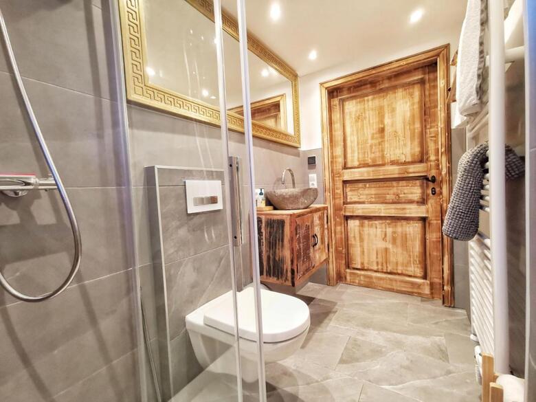Apartamento Doug's Mountain Getaway - 'top Two Floors'