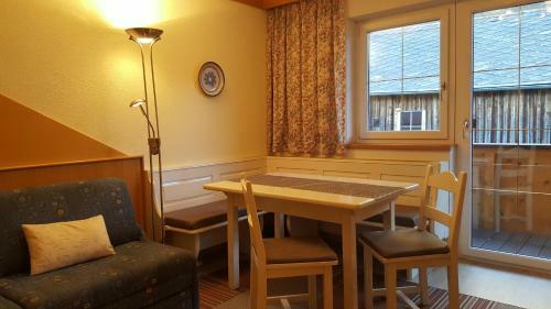 Hostal Apart Garni Arosa