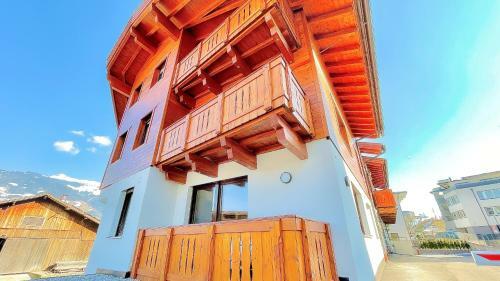 Oldwood Chalet By Alpenluxus