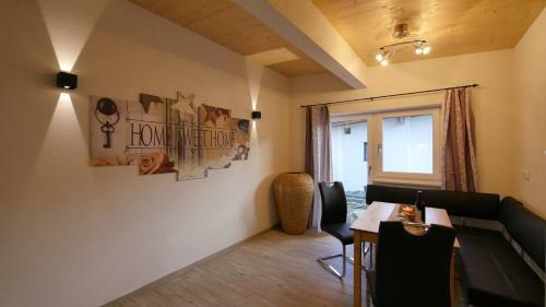 Apartment Lanser
