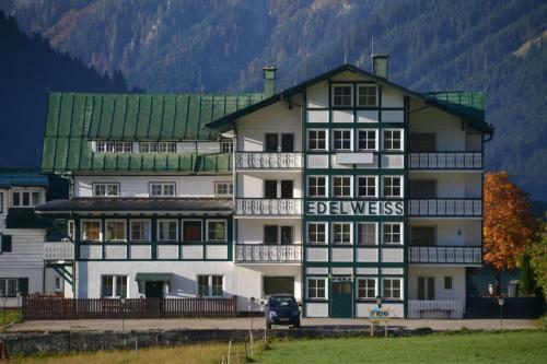 Hostal Pension Edelweiss Top21