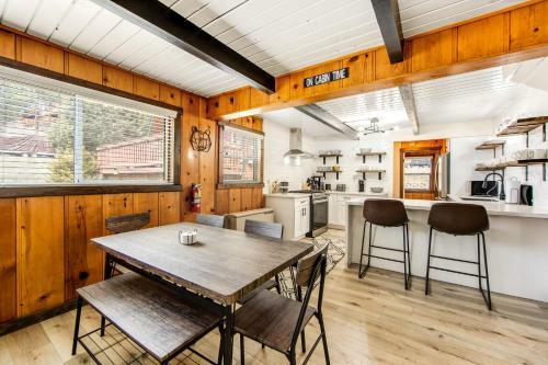 Gigi's Cozy Cabin