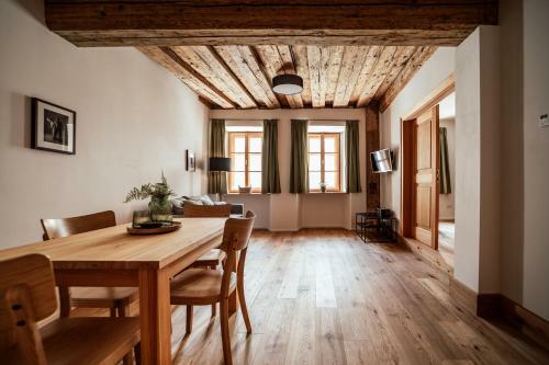 Apartamento The Salt ___ Residences