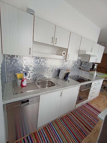 City Apartmentstudio Mit Tiefgarage
