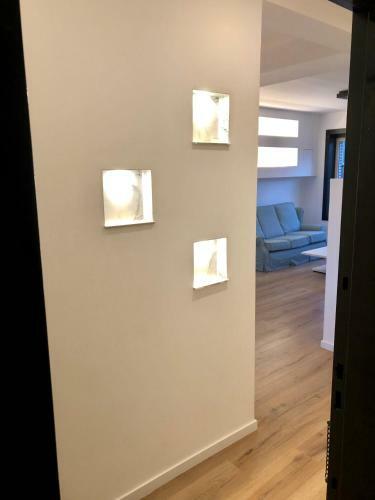 Luxury Two Bedroom Apartment With Bath