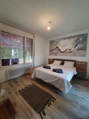 Jung Apartment