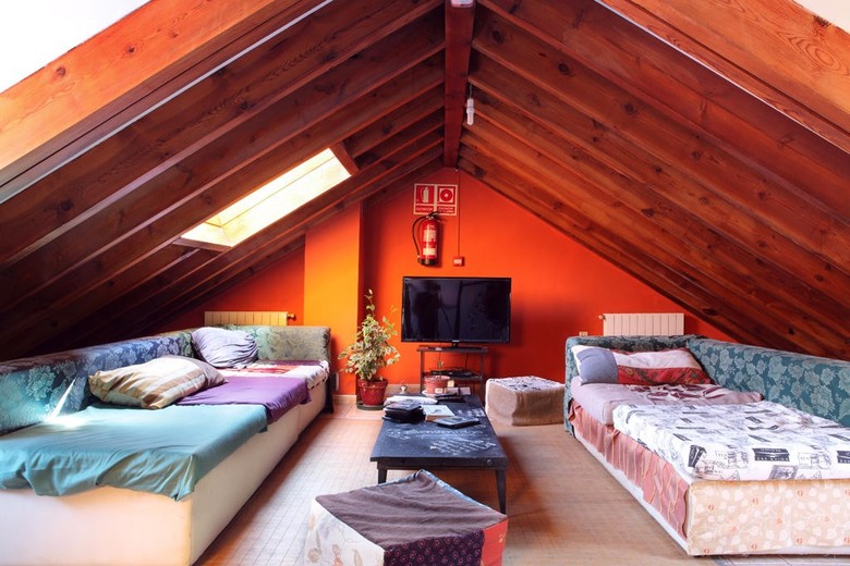 Hostal Duermevela Hostel