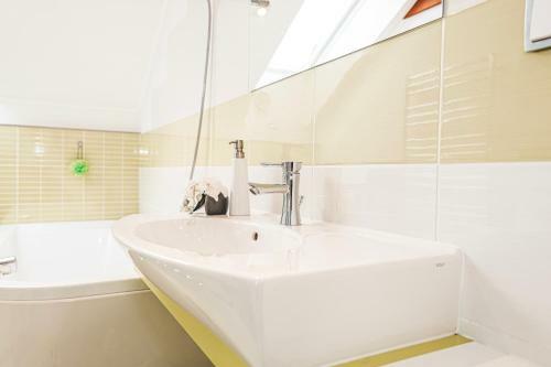 Villa Orl� Hn�zdo 853