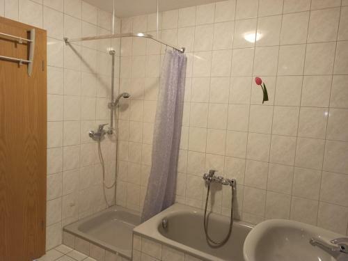 Apartamento Ebenerdige 2-zimmer-wohnung