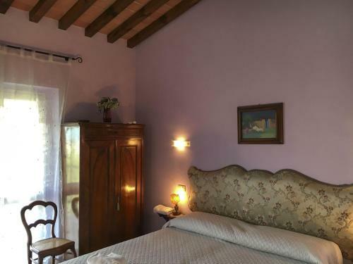 Villa Tuscany Roses