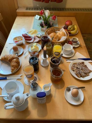 Hostal Hohe Tanne