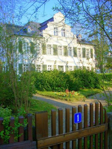 Hostal Kurheim Haus Linde