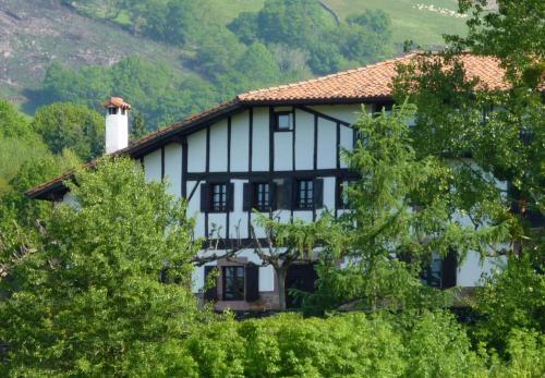 Hotel Se�or�o De Ursua