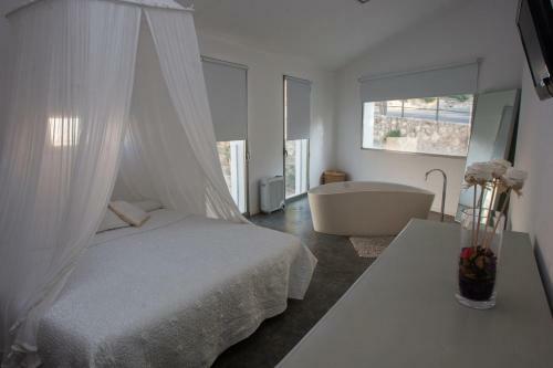 Hotel La Maga Rooms