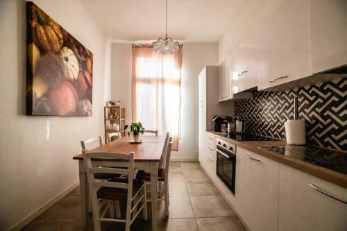 Hostal Ca' Garibaldi Rooms