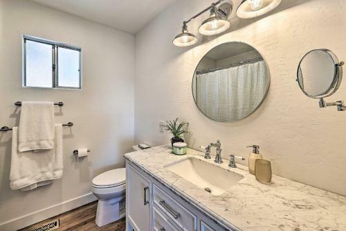 Ridgeline Retreat With Mountain Lake Views!