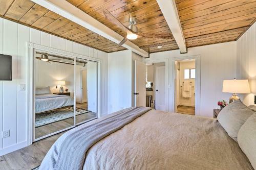 Ridgeline Retreat With Mountain Lake Views!