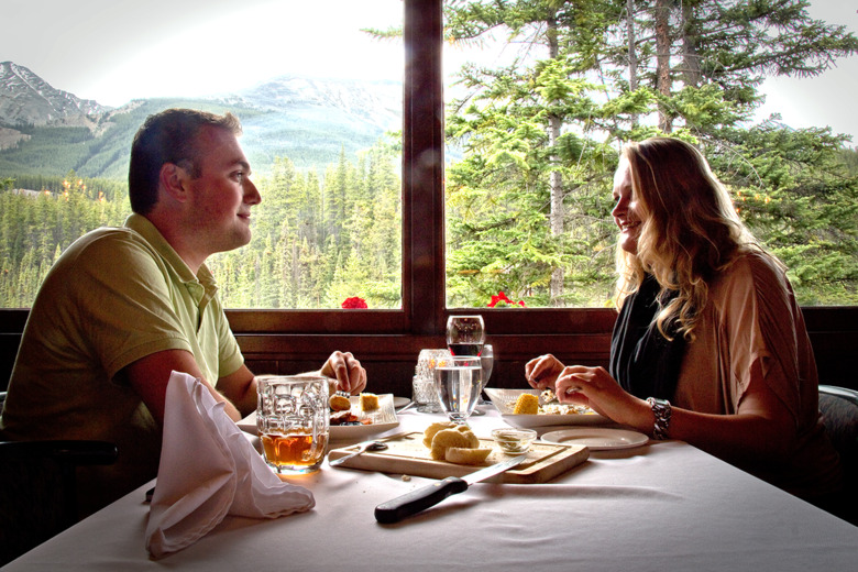 Hotel Sunwapta Falls Rocky Mountain Lodge