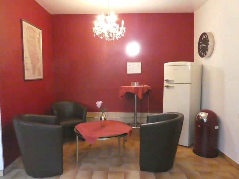 Hostal Hotel Columbus