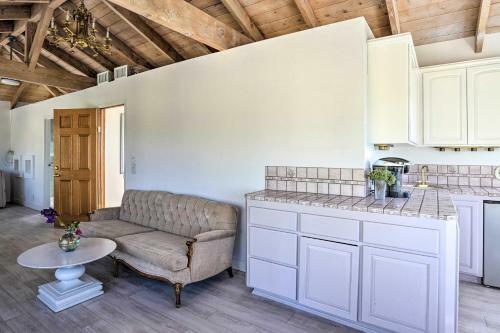 Elegant Temecula Sanctuary With On-site Trails