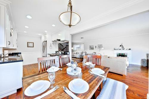 Newport Bay Front Vacation Home