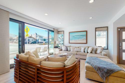 Luxury Balboa Home