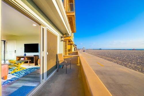 Wonderful Beachfront Beach House