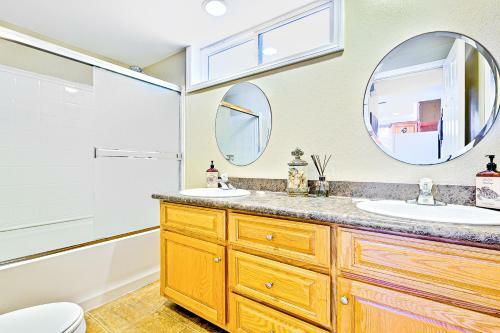 Surf And Sand Beach Paradise Upper Unit