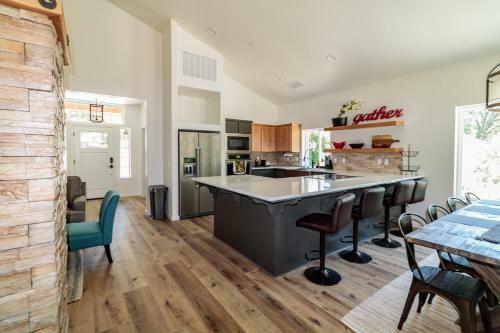 Yosemite Sandy River Retreat