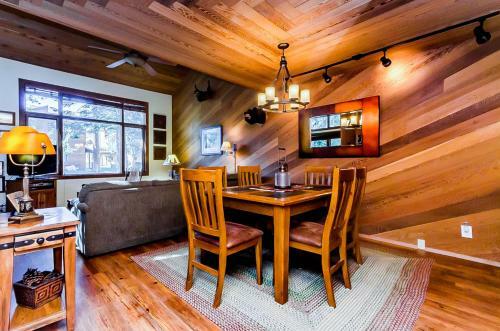 Meadow Ridge Condos