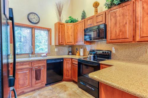 Meadow Ridge Condos