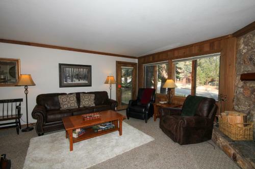 Mountainback #50, Pet Friendly