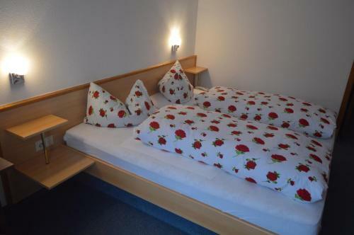 Hostal Hotel Adler Post