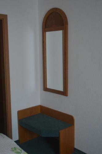 Hostal Hotel Adler Post