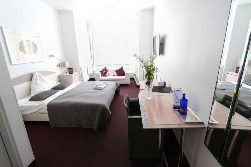 Plenus Hotel