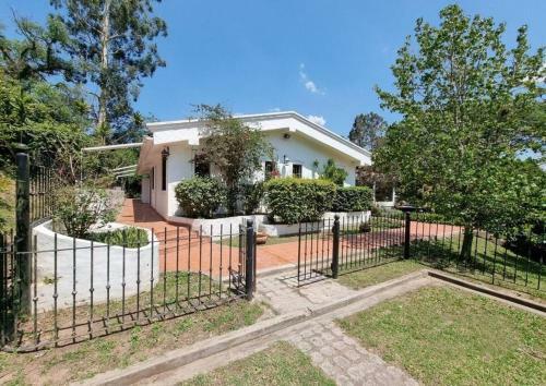 Casona En Los Perales
