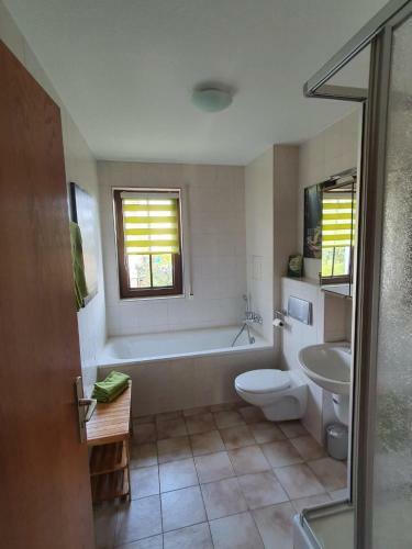 Apartamento Ferienwohnung "waldzauber"