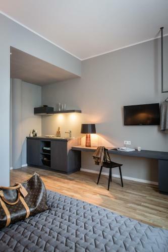 Bold Hotel