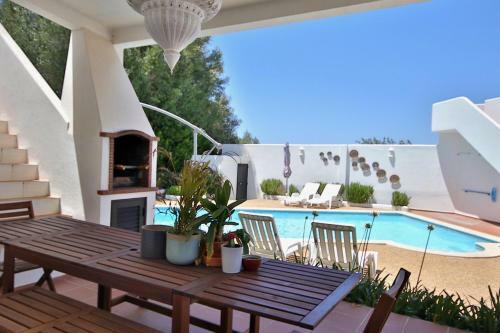Apartamento Da Hortinha, 2 Quartos, Piscina