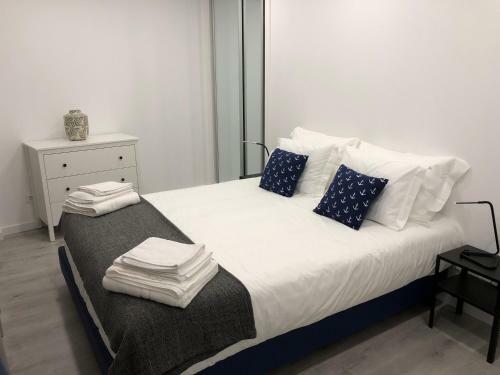 120 Central Apartment